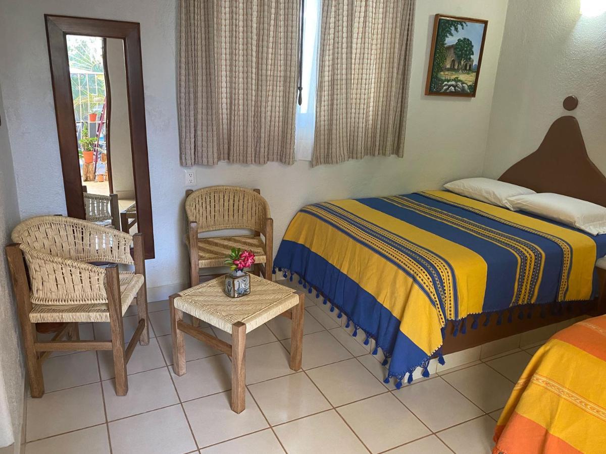 Zandoyo Bed & Breakfast Пуерто-Ескондідо Екстер'єр фото
